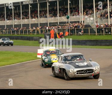Oktober 2021 - Rennen beim Goodwood Members Meeting 78 Stockfoto