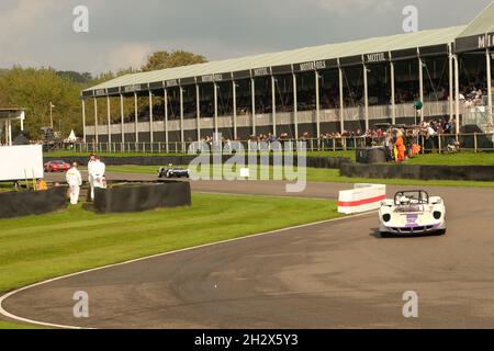 Oktober 2021 - Rennen beim Goodwood Members Meeting 78 Stockfoto