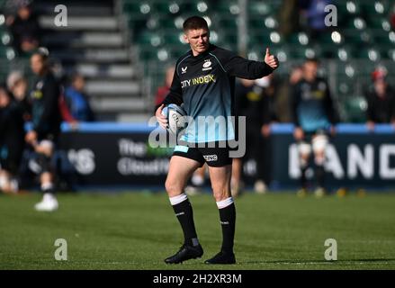 Barnett, Großbritannien. Okt. 2021. Premiership Rugby. Saracens V. Wespen. StoneX Stadium. Barnett. Owen Farrell (Saracens, Kapitän) während des Warm-Up. Kredit: Sport In Bildern/Alamy Live Nachrichten Stockfoto