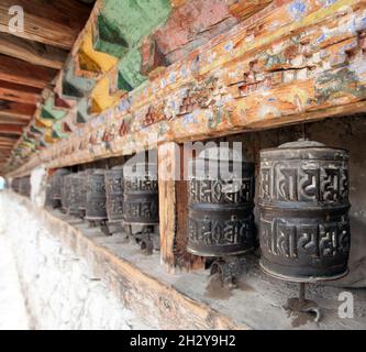 buddhist viele Gebetsräder, buddhismus in Nepal Stockfoto