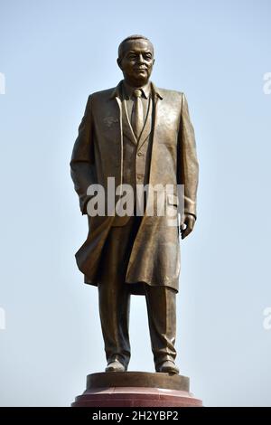 Islom Karimov Statue, Samarkand, Usbekistan, Zentralasien Stockfoto