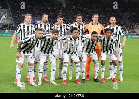 Mailand, Italien, 24. Oktober 2021, Juventus FC Team während des Fußballspiels Serie A 2021/22 zwischen dem FC Internazionale und dem FC Juventus im Giuseppe Meazza Stadium, Mailand, Italien, am 24. Oktober 2021 Stockfoto