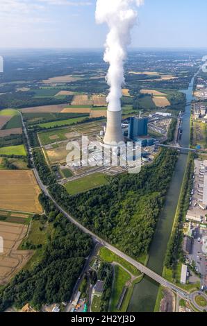 Luftaufnahme der Kraftwerksanlagen und Abgastürme des Kohlekraftwerks Datteln 4 Uniper Kraftwerk im Löringhof A Stockfoto