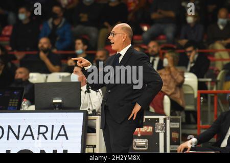 Varese, Italien, 24. Oktober 2021, Coach Attilio Caja Openjobmetis Varese - UNAHOTELS Reggio Emilia LBA Italien Meisterschaft 2021/2022 am 24. Oktober 2021 in Enerxenia Arena Varese Italien. Stockfoto