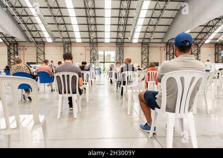 13. Juli 2021, vigo- spanien, 19 Impftag in den ifevi-Einrichtungen in Vigo. Zweiter Impfstoff für Menschen. Stockfoto