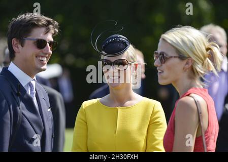 Zara Phillips nimmt am dritten Tag des glorreichen Goodwood Festivals 2013 auf der Goodwood Racecourse Teil Stockfoto