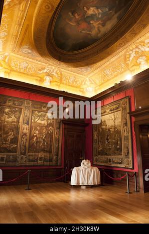 Gesamtansicht der Privy Chamber mit Decke von William Kent 1723, Teil der King's State Apartments im Kensington Palace - London Stockfoto