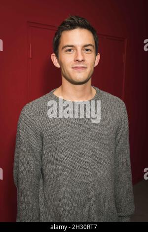 Jonathan Bailey nimmt an der Great Gatsby Opening Night des Northern Ballet in Sadler's Wells in London Teil. Stockfoto