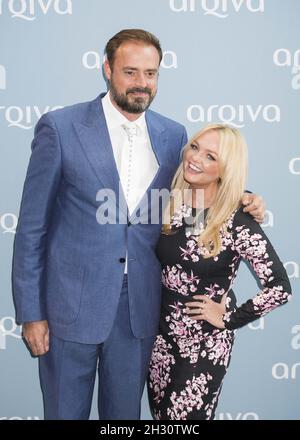 Jamie Theakston und Emma Bunton nehmen an den Arqiva Commercial Radio Awards 2015 im Roundhouse, Camden - London Teil Stockfoto