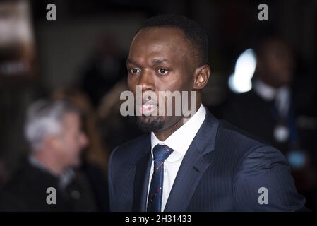 Usain Bolt kommt bei der I am Bolt Weltpremiere auf dem Odeon Leicester Square in London an. Bilddatum: Montag, 28. November 2016. Bildnachweis sollte lauten: © DavidJensen/EMPICS Entertainment Stockfoto