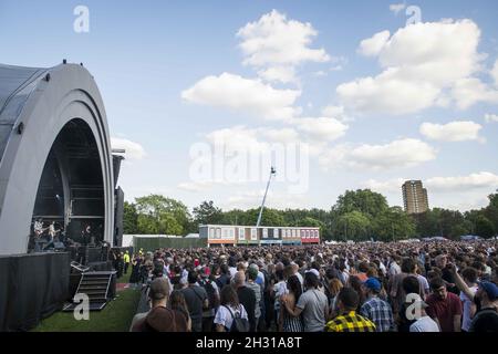 Gesamtansicht der North Stage als Warpaint live am 9. Tag des All Points East Festivals 2018 im Victoria Park, London auftreten. Bilddatum: Samstag, 2. Juni 2018. Bildnachweis sollte lauten: David Jensen/EMPICS Entertainment Stockfoto