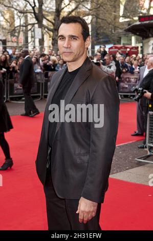 Adrian Paul bei der Weltpremiere von The Heavy, The Odeon West End Cinema, Leicester Square, London. Stockfoto