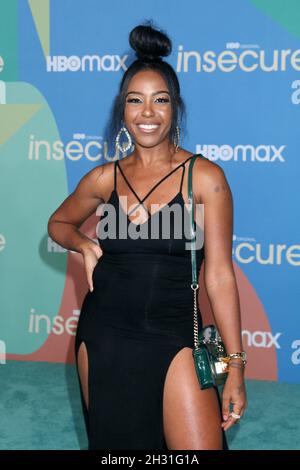 Dominique Perry bei der Ankunft zur PREMIERE DER UNSICHEREN Saison, Kenneth Hahn State Recreation Area, Los Angeles, CA 21. Oktober 2021. Foto: Priscilla Grant/Everett Collection Stockfoto