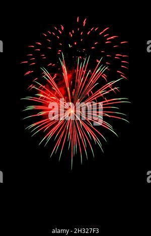 4. Juli Feuerwerk. Fotografiert in Studio City, Los Angeles, Kalifornien Stockfoto