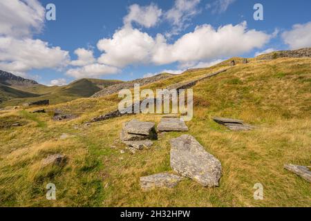 Steigung im Schiefersteinbruch Cwm Pennant von Prince of Wales am Rande des Snowdonia National Park Stockfoto