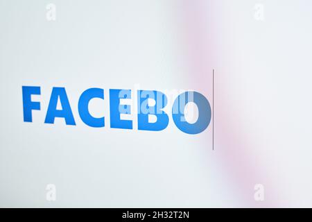 Taschkent, Usbekistan - 22. Oktober 2021: Facebook ändert den Namen. Facebook schlug vor, die Marke neu zu machen Stockfoto