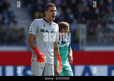 Gewiss Stadium, Bergamo, Italien, 24. Oktober 2021, Marco Silvestri (Udinese Calcio) gibt seinen Teamkollegen Anweisungen während Atalanta BC gegen Udinese C Stockfoto