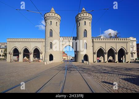 Blick auf das Nauener Tor in der Innenstadt, Potsdam, Brandenburg, Deutschland Stockfoto