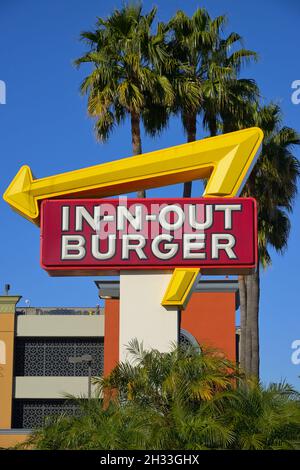 Weltberühmter in-N-Out Burger neben dem Los Angeles International Airport (LAX), Westchester CA Stockfoto