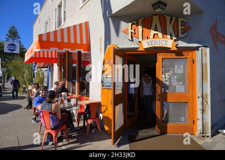 Venice Beach bietet eine große Auswahl an Speisen und Getränken, Los Angeles CA Stockfoto