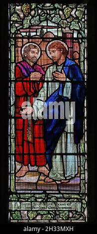 Ein Buntglasfenster von Mary Lowndes; Heiden versuchen, Jesus, St Andrew's Church, Ufford, Northamptonshire zu erreichen Stockfoto