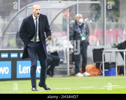 MAILAND ITALIEN- Oktober 24 Stadio G Meazza Massimiliano Allegri während der Serie Ein Spiel zwischen FC Inter und FC Juventus im Stadio G. Meazza am 24. Oktober 2021 in Mailand, Italien. Stockfoto