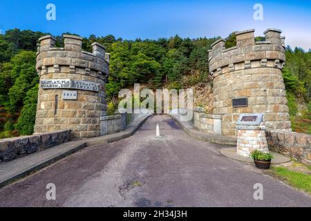 Craigellachie Bridge wurde 1814 in Morayshire, Schottland, Großbritannien fertiggestellt Stockfoto