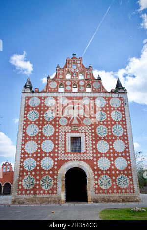 Iglesia de Santo Domingo (Klosterkirche), Uayma, Bundesstaat Yucatan, Mexiko Stockfoto