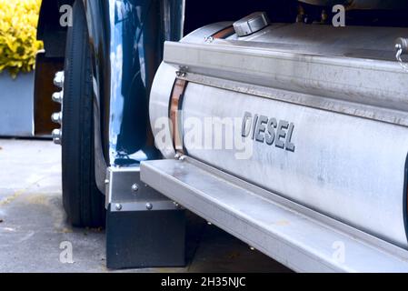 Ein Kraftstofftank mit Diesel in einem LKW Stockfoto