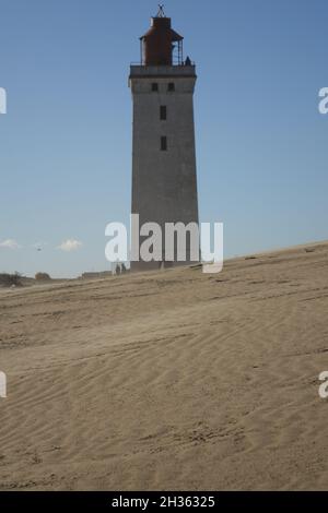 Der berühmte Rubjerg Knude Fyr Leuchtturm an einem sonnigen Tag vor seinem Umzug, Jammerbugt, Lonstrup, Hjorring, Nordjütland, Dänemark Stockfoto