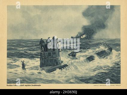 Eine Vintage-Illustration um 1941 eines britischen Frachtschiffes, das nach einer Torpedotorpedierung durch ein deutsches U-Boot oder ein deutsches U-Boot versinkt. Gemalt von Adolf Bock Stockfoto