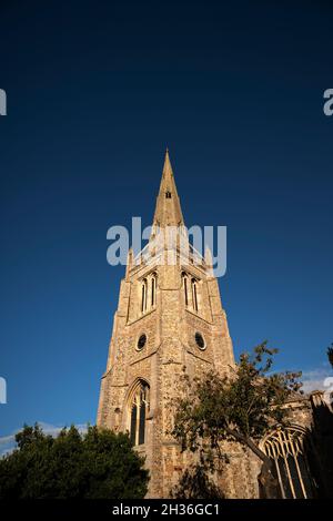 Thaxted Church Essex England Foto von Brian Harris 25. Oktober 2021 die Kirche des heiligen Johannes des Täufers mit unserer Lieben Frau und dem heiligen Laurence ist das p Stockfoto