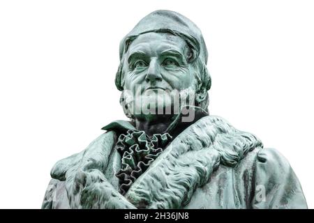 Historische Statue von Carl Friedrich Gauss an seinem Geburtsort in Braunschweig. Berühmter Mathematiker (1777-1855), isoliert auf weißem Hintergrund. Stockfoto