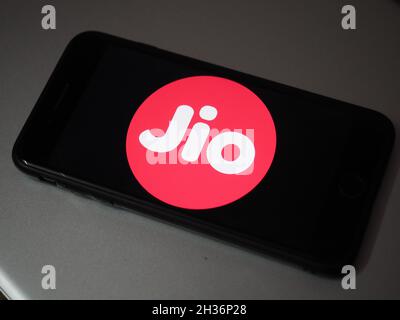 In dieser Abbildung ist das Reliance Jio Infocomm Limited-Logo zu sehen Stockfoto