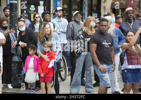 Panamaische Parade auf der Franklin Avenue in Brooklyn, NY, die größte panamaische Parade außerhalb von Panama. Es erinnert an Panamas Abkehr von Kolumbien und ehrt sein kulturelles Erbe. Stockfoto