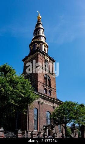 Kirche unseres Erlösers, Kopenhagen, Denamark berühmt für die extrenale Wendeltreppe Stockfoto