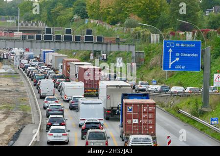 Stau auf der Autobahn in Hamburg Stockfoto