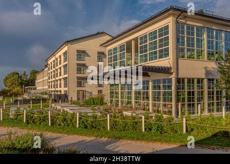 Ystad saltsjöbad Konferenzzentrum und Restaurant in der Nähe des Meeres mit Blick auf die Küste, Ystad, Schweden, 14. September 2021 Stockfoto