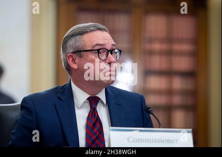 Washington, Vereinigte Staaten Von Amerika. Oktober 2021. Al Schmidt, Stadtkommissar, Board of Elections, City of Philadelphia, erscheint am Dienstag, den 26. Oktober 2021, im Russell Senate Office Building in Washington, DC, vor einem Senatsausschuss für Regeln und Verwaltung zu einer Anhörung zur Untersuchung aufkommender Bedrohungen der Wahlverwaltung. Quelle: Rod Lampey/CNP/Sipa USA Quelle: SIPA USA/Alamy Live News Stockfoto