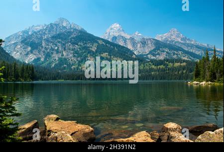 Grand Teton Range von Taggart Lake, Grand Teton National Park, Wyoming Stockfoto