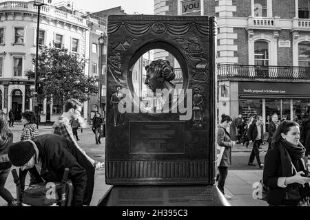 Agatha Christie Memorial, London, England Stockfoto