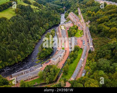 Luftaufnahme des UNESCO-Weltkulturerbes der Industriestadt New Lanark, Schottland, Großbritannien Stockfoto