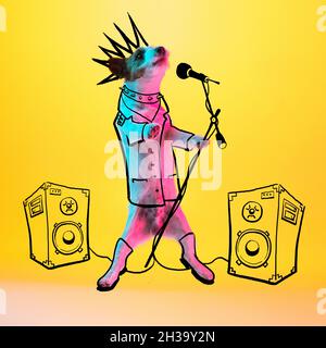 Bildmaterial. Ein süßer kleiner Hund, der beim Konzert singt, isoliert auf gelbem Neon-Studiohintergrund mit Zeichnungen. Stockfoto