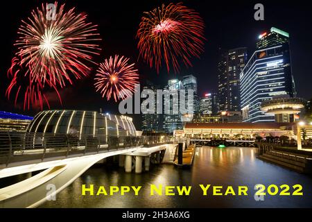 Das Feuerwerk zu Neujahr 2022 in Singapur Stockfoto