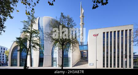 Köln, 16. Oktober 2021: Die ditib-Zentralmoschee im kölner Stadtteil ehrenfeld Stockfoto