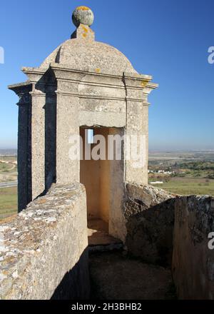 Sentry-Pfosten an der Wand des Santa Luzia Fort, Mauern und Wälle, in der Nähe von Elvas, Alentejo, Portugal Stockfoto