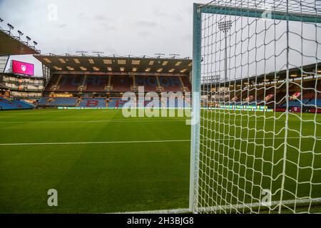 Burnley, Großbritannien. Oktober 2021. Stadionschüsse vor dem Carabao Cup-Spiel zwischen Burnley und Tottenham Hotspur am 27. Oktober 2021 in Turf Moor, Burnley, England. Foto von Sam Fielding/Prime Media Images. Quelle: Prime Media Images/Alamy Live News Stockfoto