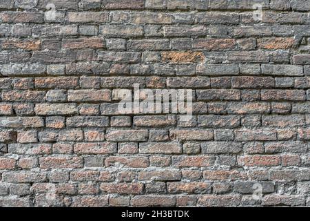 Rote Backsteinmauer - Textur von alten dunkelbraunen und roten Backgorund Backgorund mit weißen Pinselstrichen Stockfoto