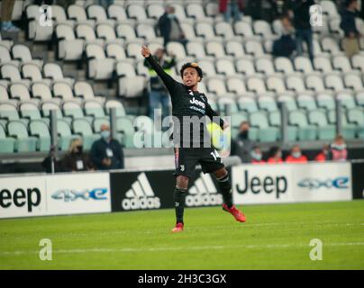 Weston Mckennie (FC Juventus) feiert am 27. Oktober 2021 im Allianz-Stadion in Turin, Italien, nach einem Tor in der italienischen Serie Ein Fußballspiel zwischen Juventus FC und US Sassuolo Stockfoto