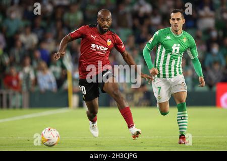 Sevilla, Sevilla, Spanien. Oktober 2021. Foulquier von Valencia CF beim La Liga Santader Spiel zwischen Real Betis und Valencia CF in Benito Villamarin in Sevilla, Spanien, am 27. Oktober 2021. (Bild: © Jose Luis Contreras/DAX via ZUMA Press Wire) Stockfoto